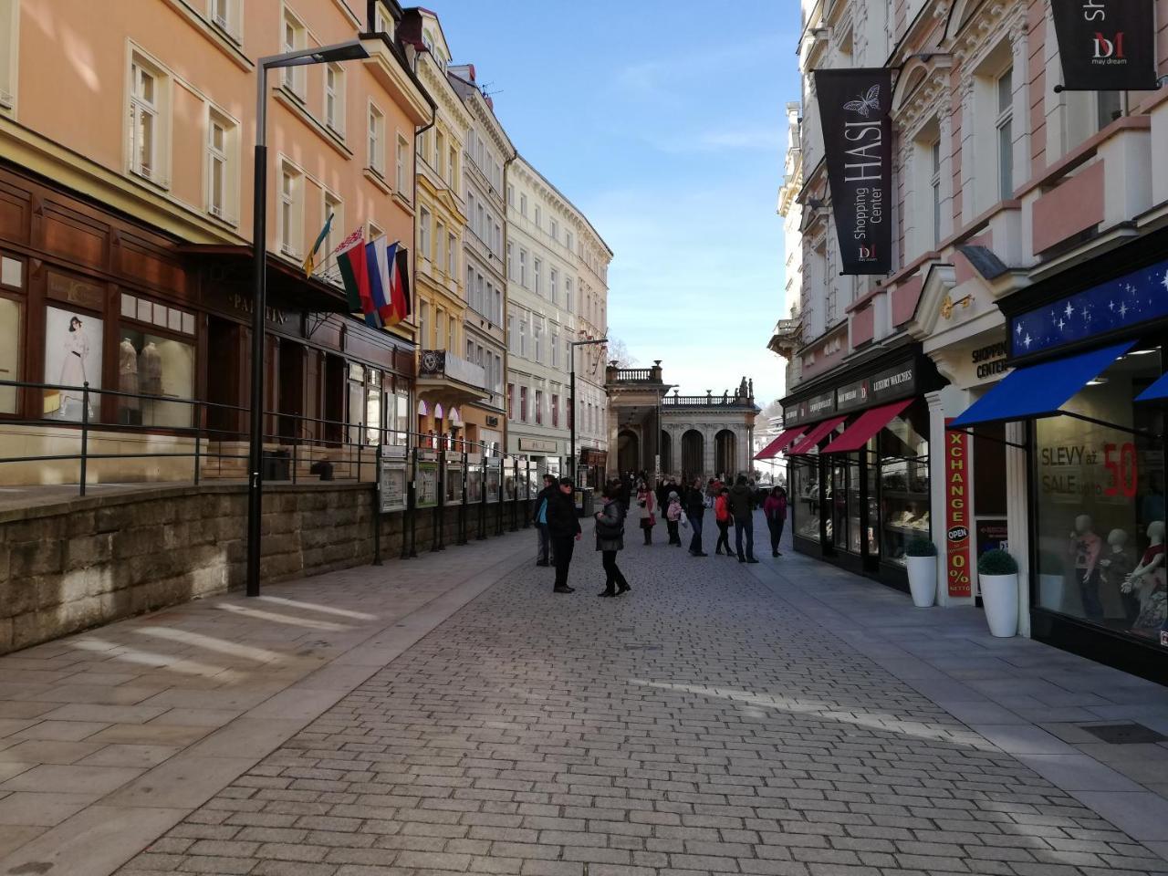 Апартаменты Imperia Карловы Вары Экстерьер фото